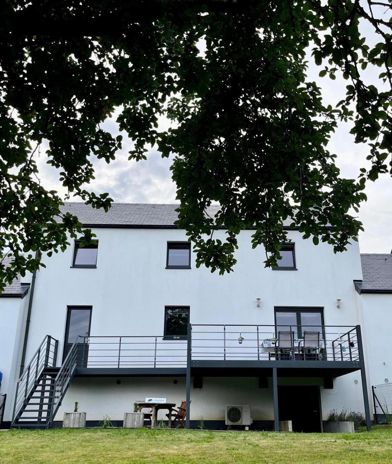 Villa Sous Les Feuilles Redu Exterior foto